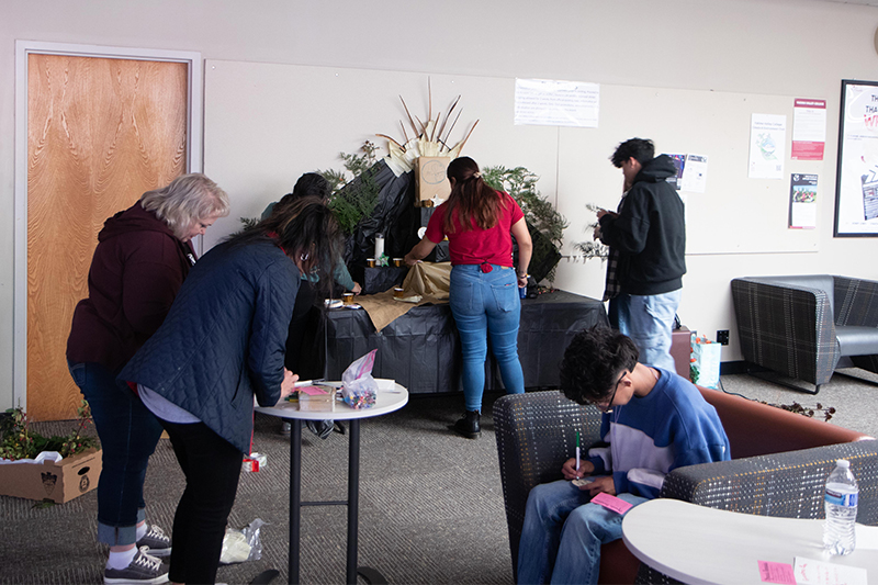 YVC students build altars for Dia de los Muertos.