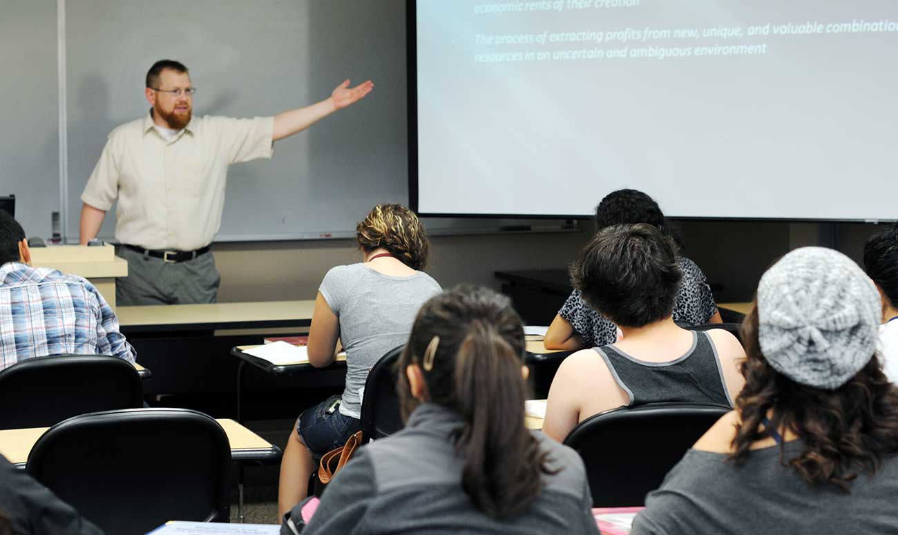 Brock Eubanks gives a lecture during class.