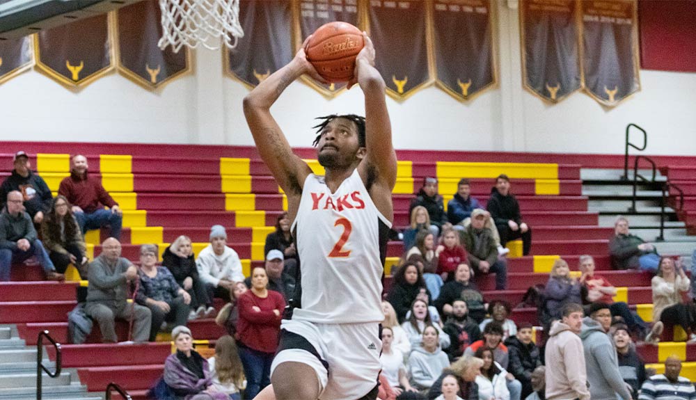 Yaks men's basketball player prepares for dunk