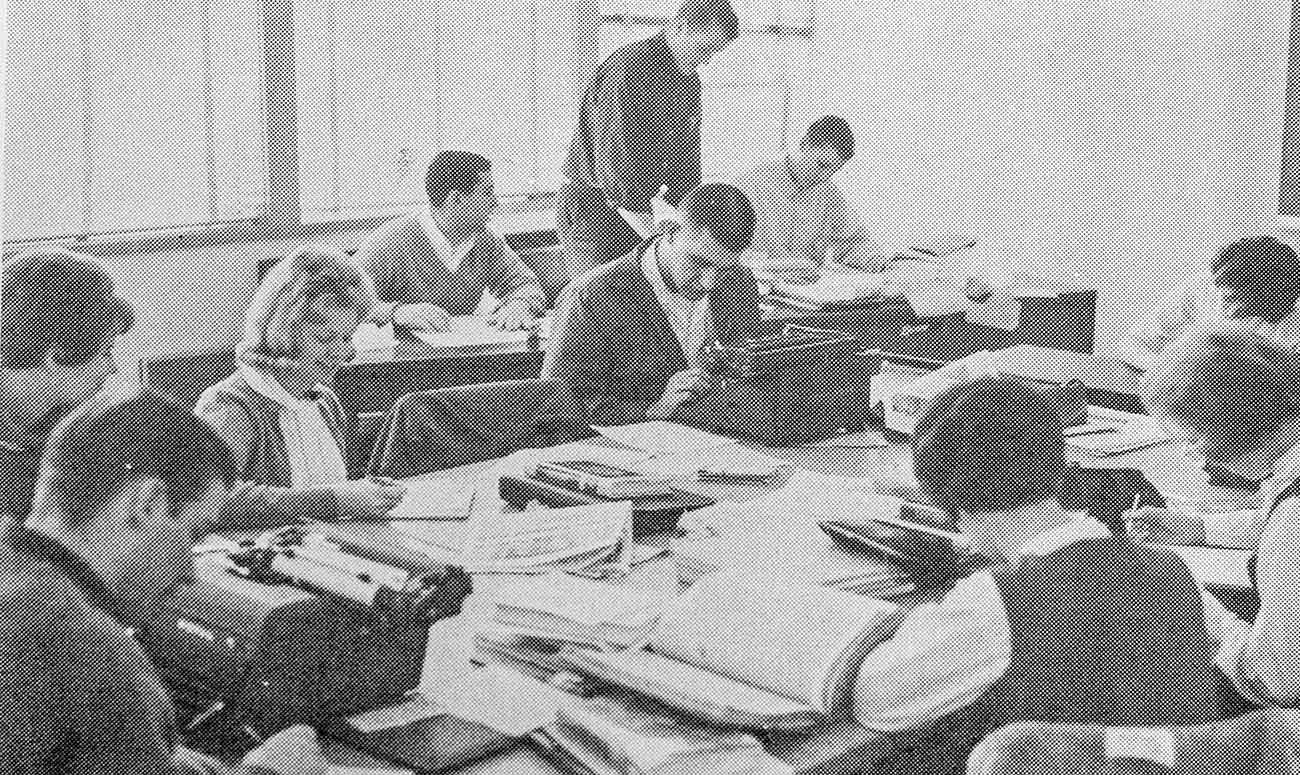 Students work on the Galaxy newspaper, Fall 1962