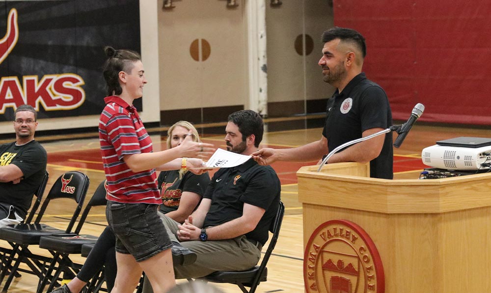 Student receives award