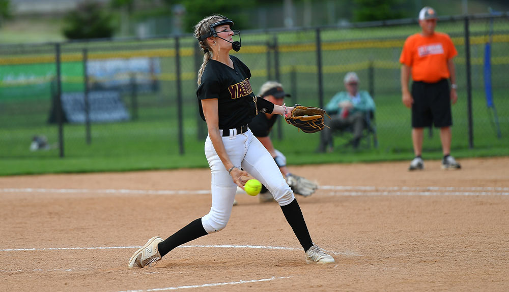 Yakima Valley College softball pitcher at the mound