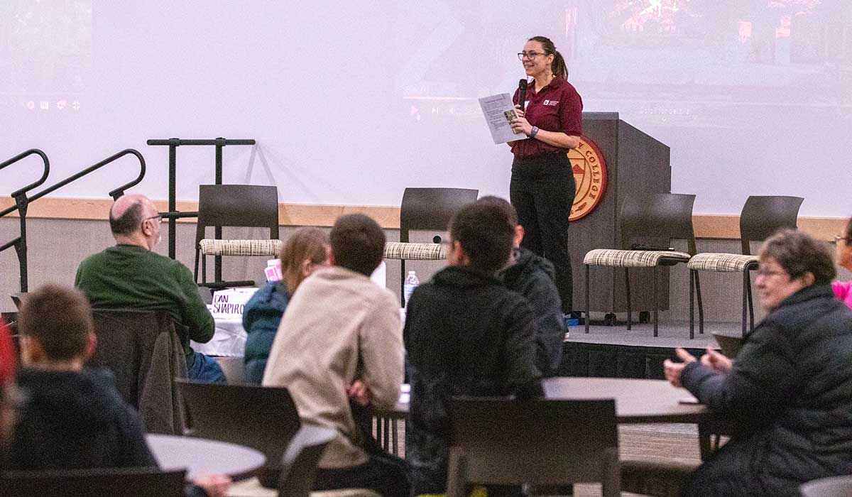 Guest STEM speaker talks with students